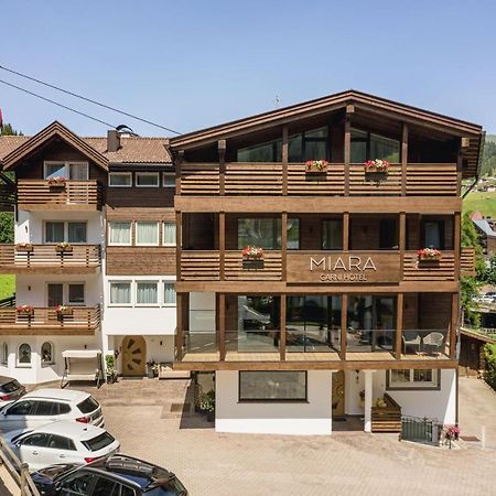 Garni Hotel Miara - Your Dolomites Home Selva di Val Gardena Exterior foto